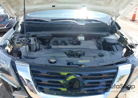 2017 Nissan Pathfinder Sl из США, поврежденный, VIN 5N1DR2MM3HC654383